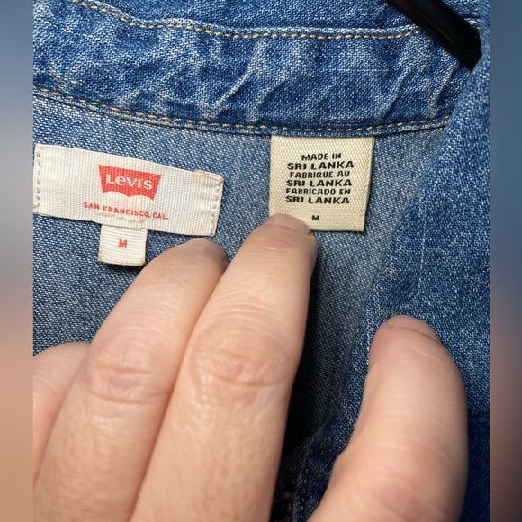 Levi's Classic Blue Jean dress - Picture 3 of 11